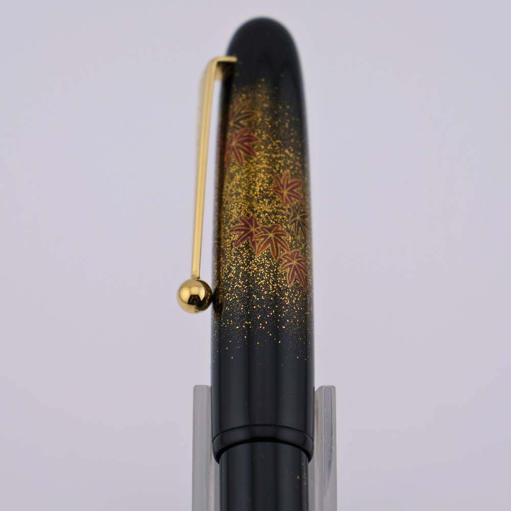 Namiki Yukari Autumn Leaves Maki-e fountain pen