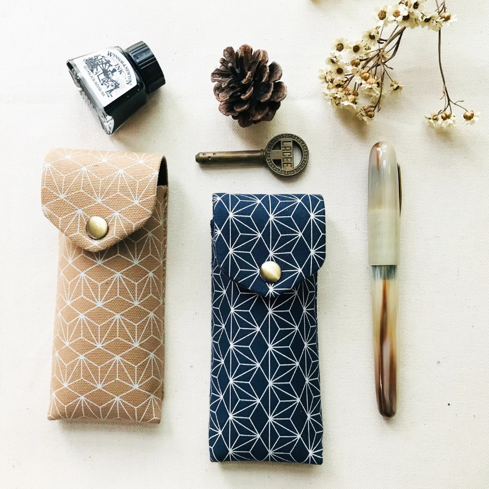 Kyoku haku Window Grating Pen Case für 2 Schreibgeräte