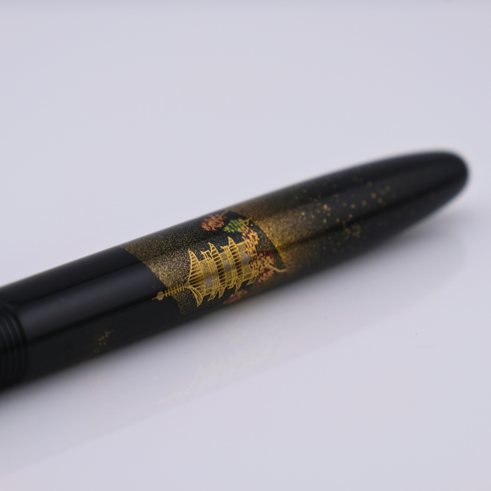 Namiki Yukari Autumn Leaves Maki-e fountain pen
