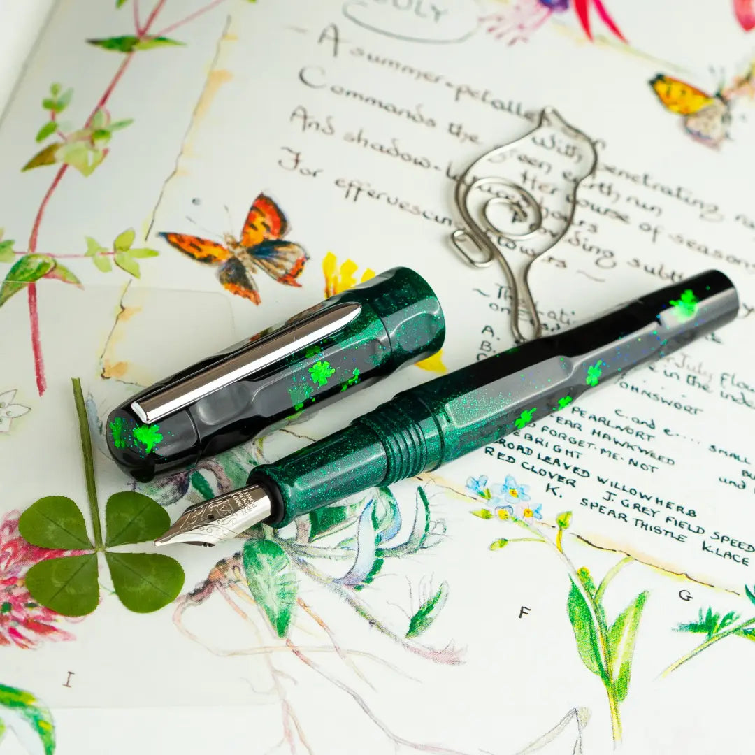 Benu Talisman - Four-leaf clover Füllfederhalter