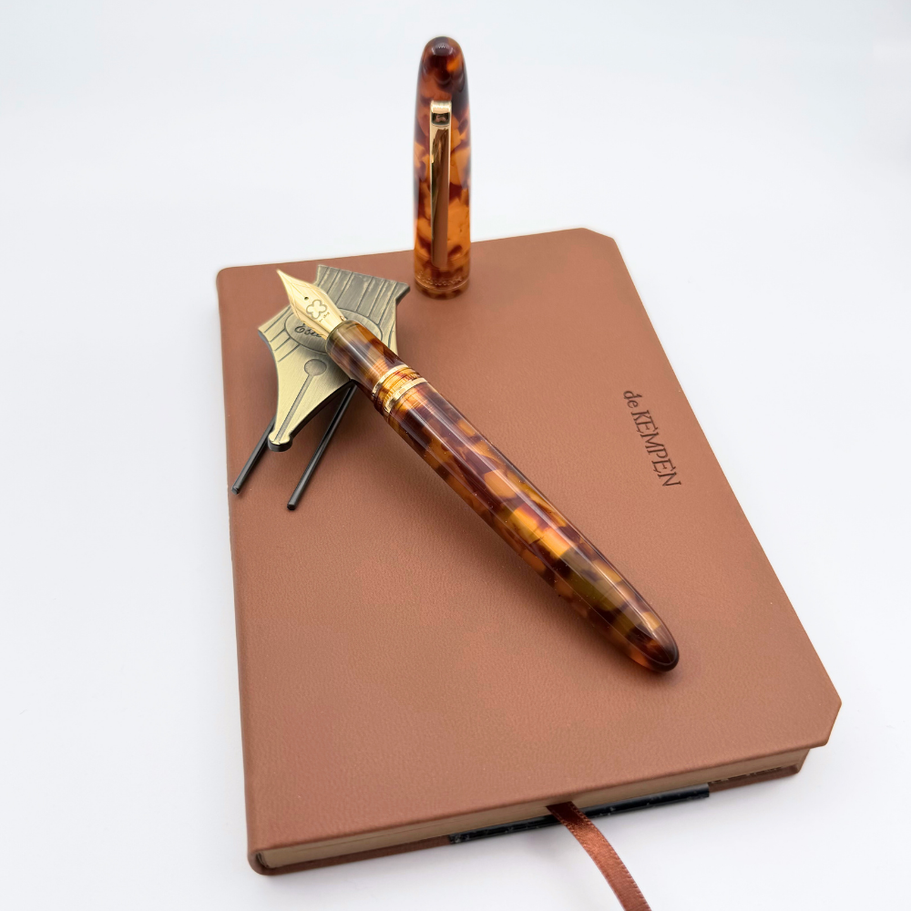 Esterbrook Estie Amber Tortoise Gold Trim fountain pen