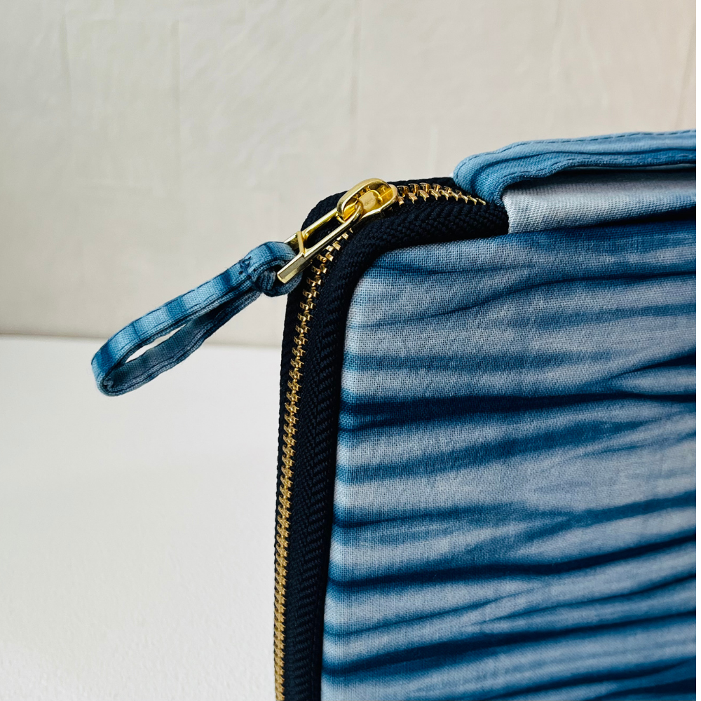 Kyoku haku Indigo River Zippered Pen Case für 10 Schreibgeräte