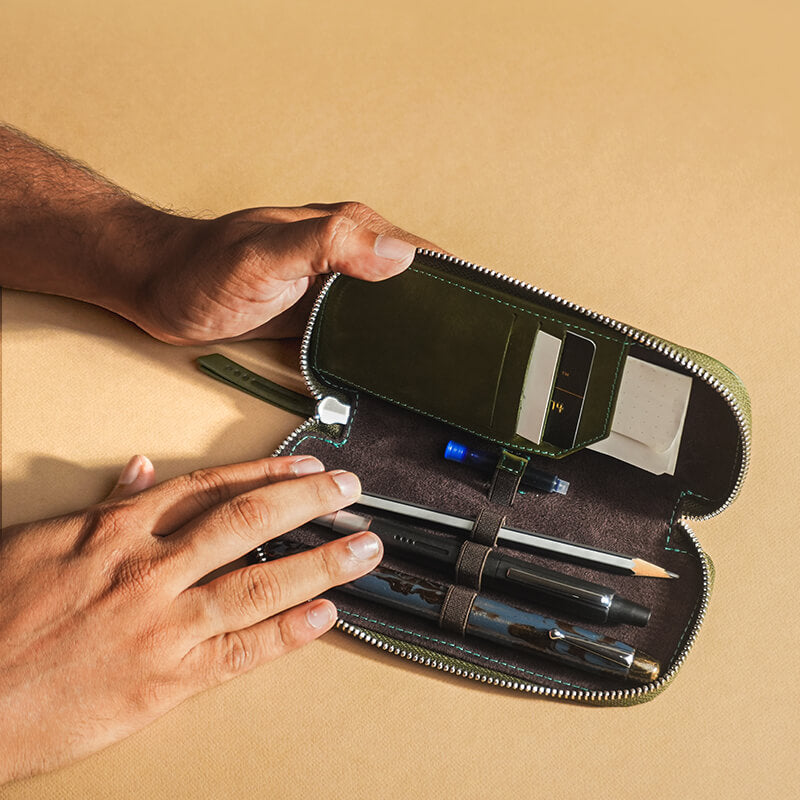 Endless Companion Verstellbares Etui für 3 Schreibgeräte