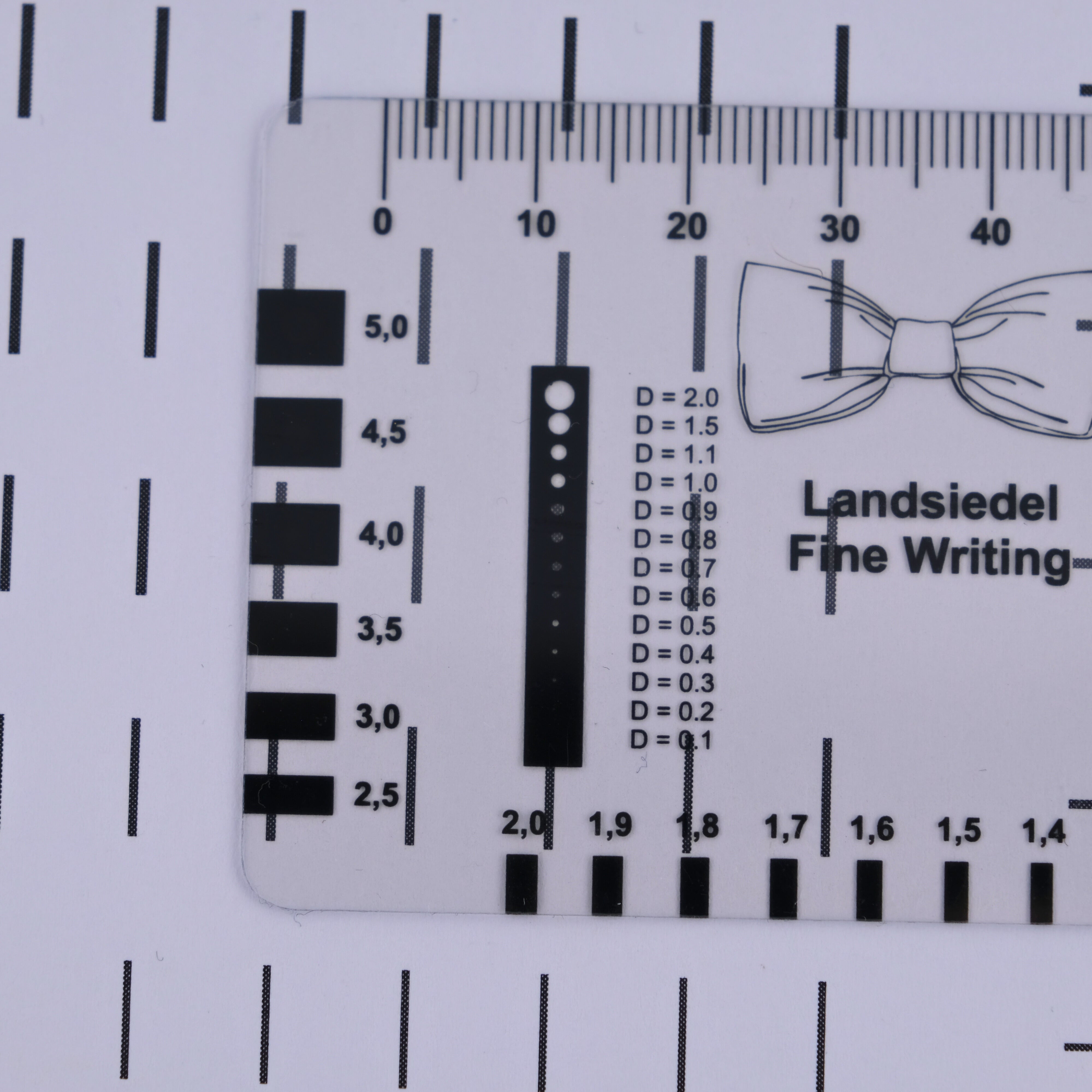 Crack ruler