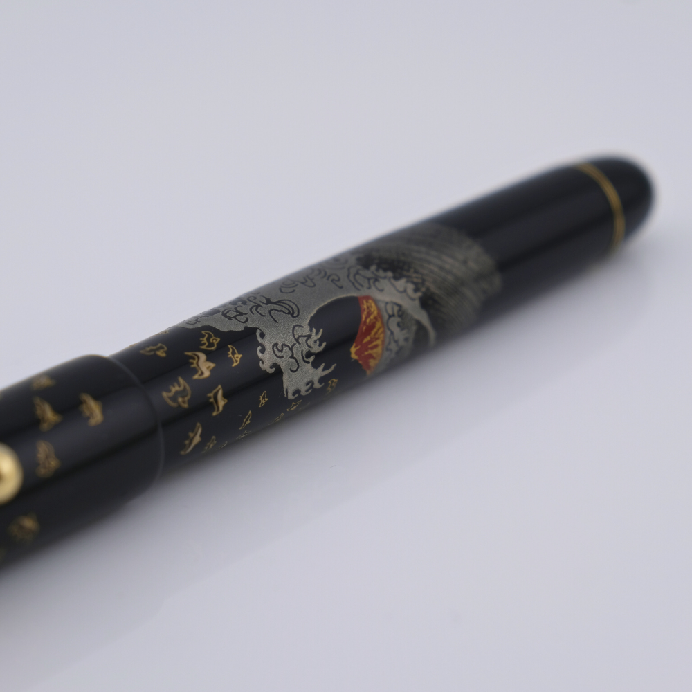 Namiki Tradition Mount Fuji and Wave Füllhalter