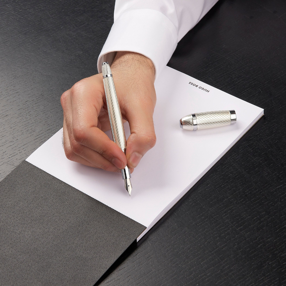 Hugo Boss Arc Futurist Silver Füllfederhalter