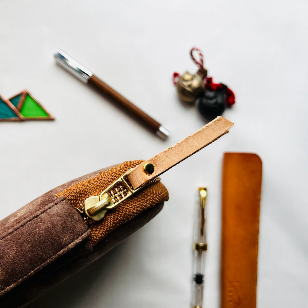 Kyoku Haku Pleather Zippered Pen Case for 10 Writing Instruments