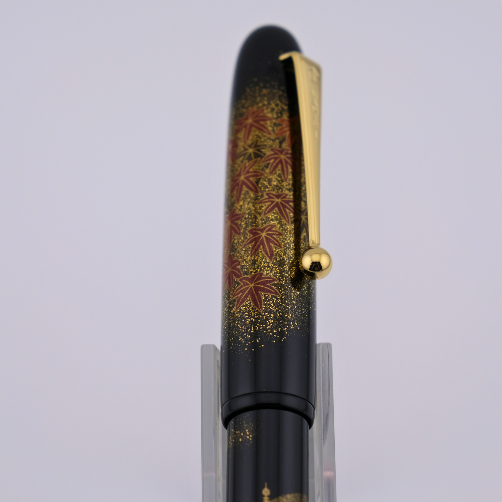 Namiki Yukari Autumn Leaves Maki-e fountain pen