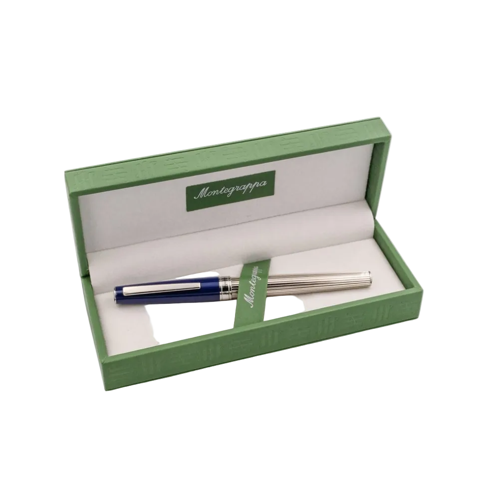 Green gift box for the Armonia Duetto Fountain Pen, designed for elegant presentation.