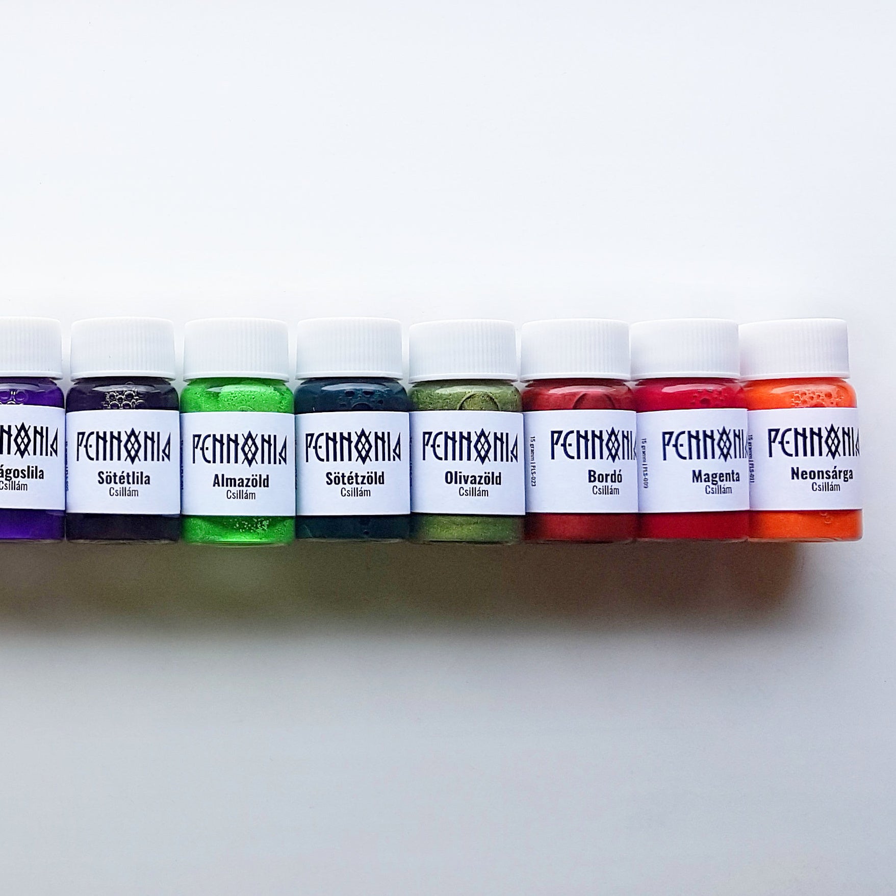 Pennonia shimmer additive