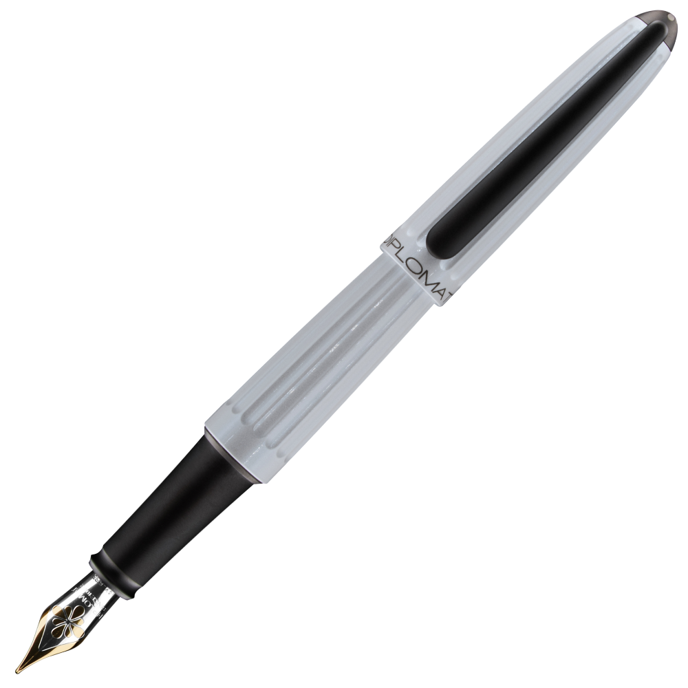 Diplomat Aero fountain pen
