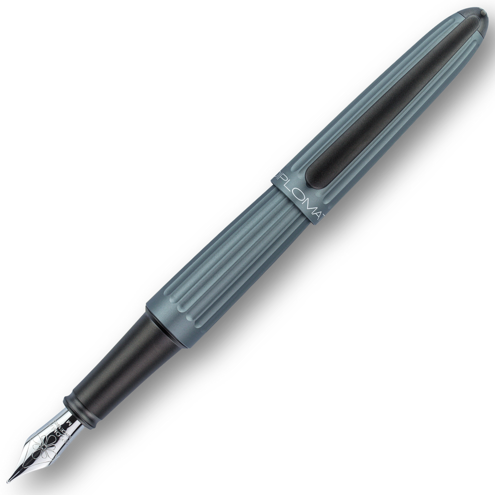 Diplomat Aero fountain pen