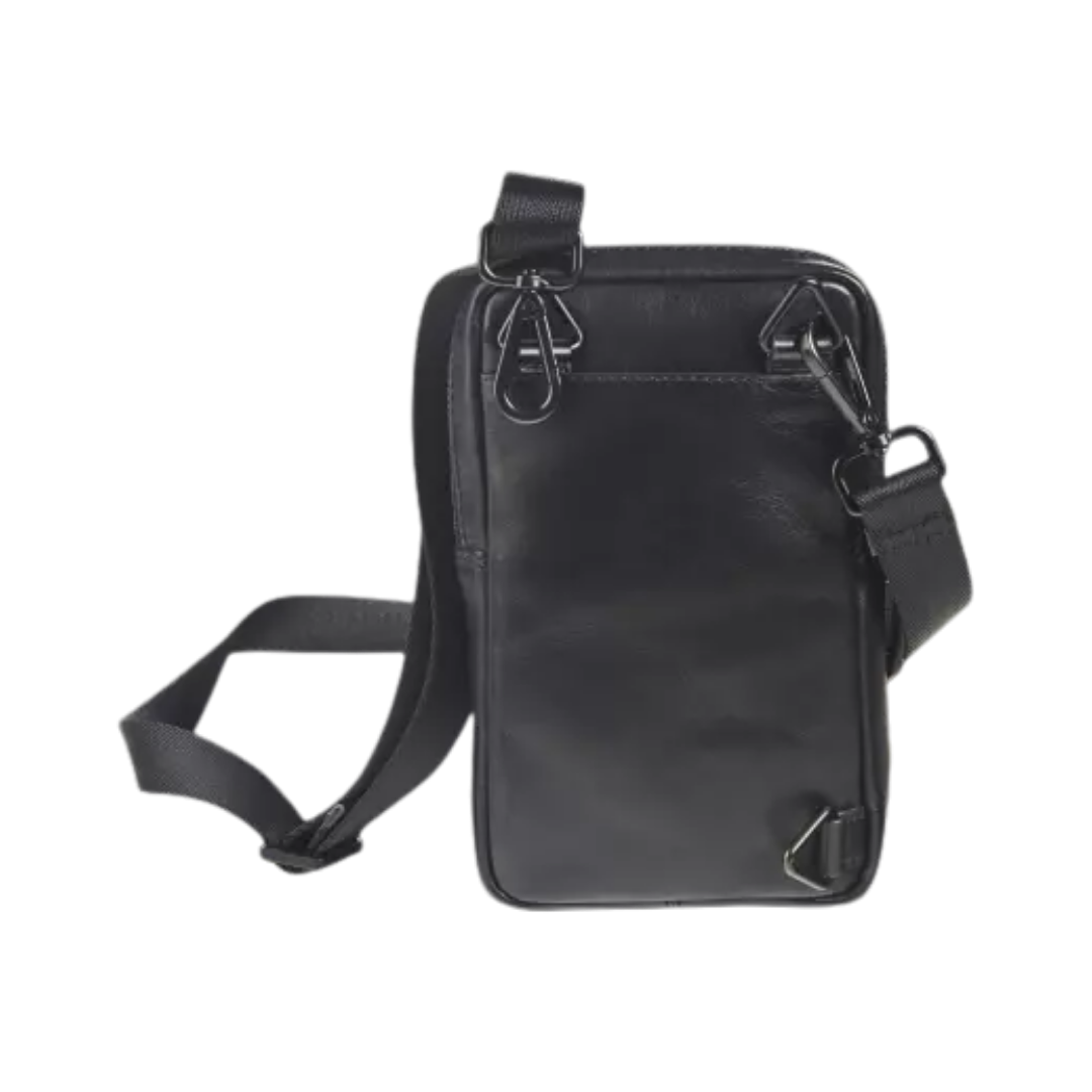 Elegante Umhängetasche aus vollnarbigem Rindsleder für den modernen Mann – Maverick All Black.