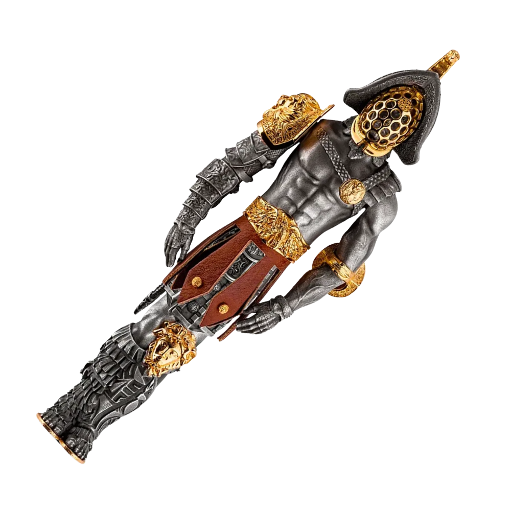 Close-up of the Montegrappa Gladiator Sterling Silver Füllfederhalter, showcasing the detailed warrior figure and gold accents.