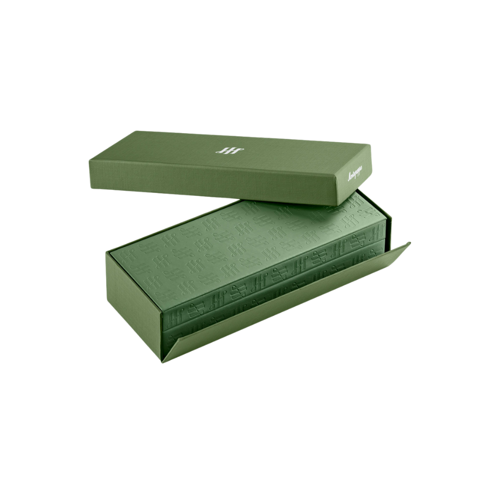 Montegrappa Quattro Fountain Pen Gold 14K displayed inside a green gift box.