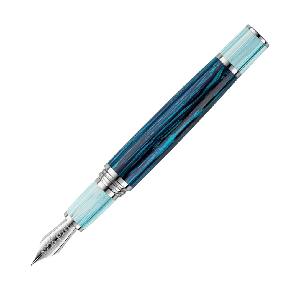 Wild Arctic Füllfederhalter displayed in premium packaging, showcasing its sleek design and durable materials.