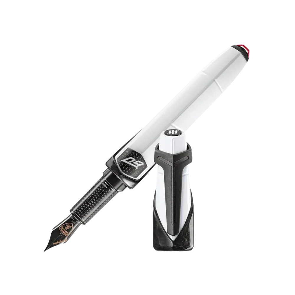 Montegrappa Automobili Lamborghini 60° Füllfederhalter mit schwarzem Aluminiumgehäuse und Carbonfaser-Akzenten.