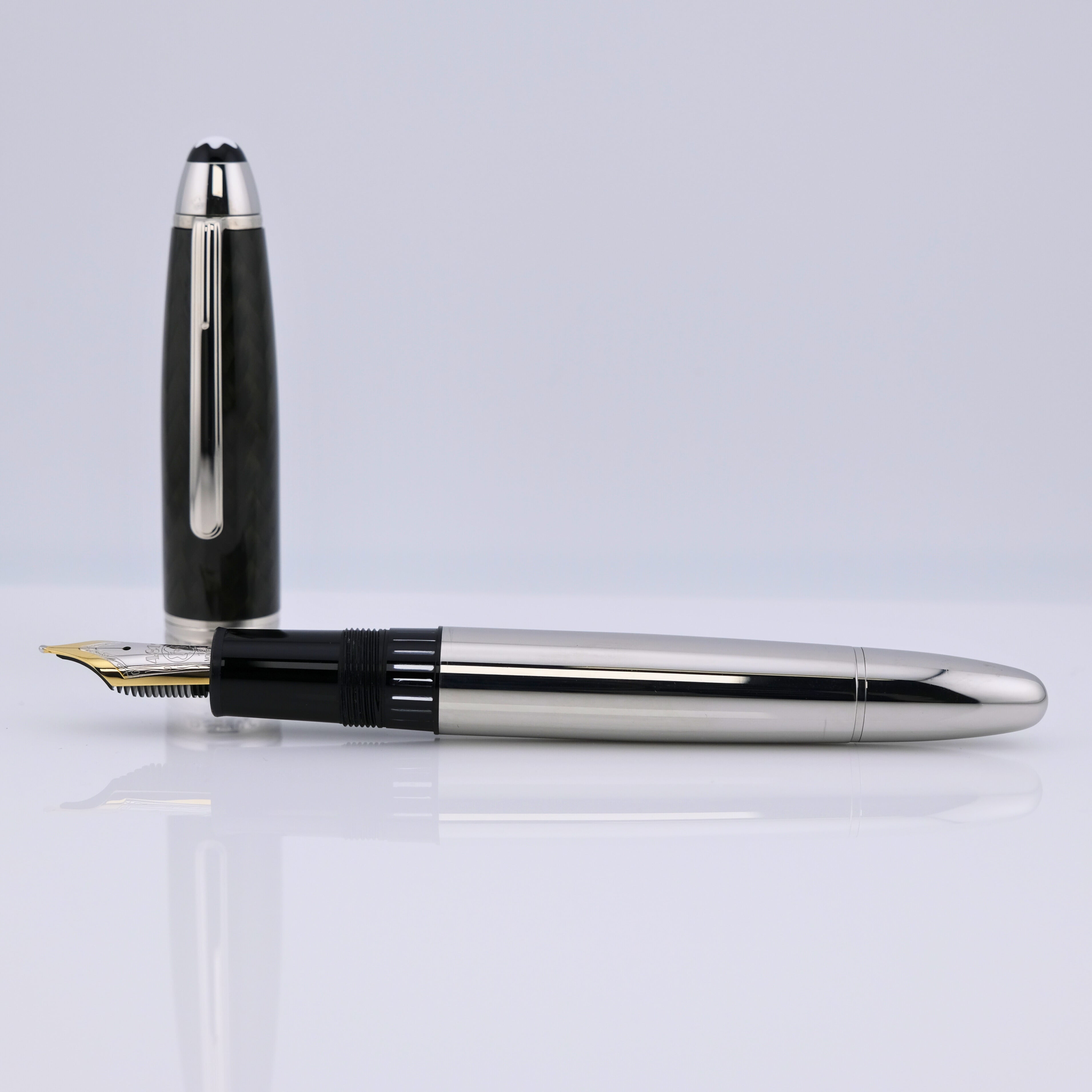 Montblanc Meisterstück LeGrand Solitaire Carbon Stainless Steel Füllhalter