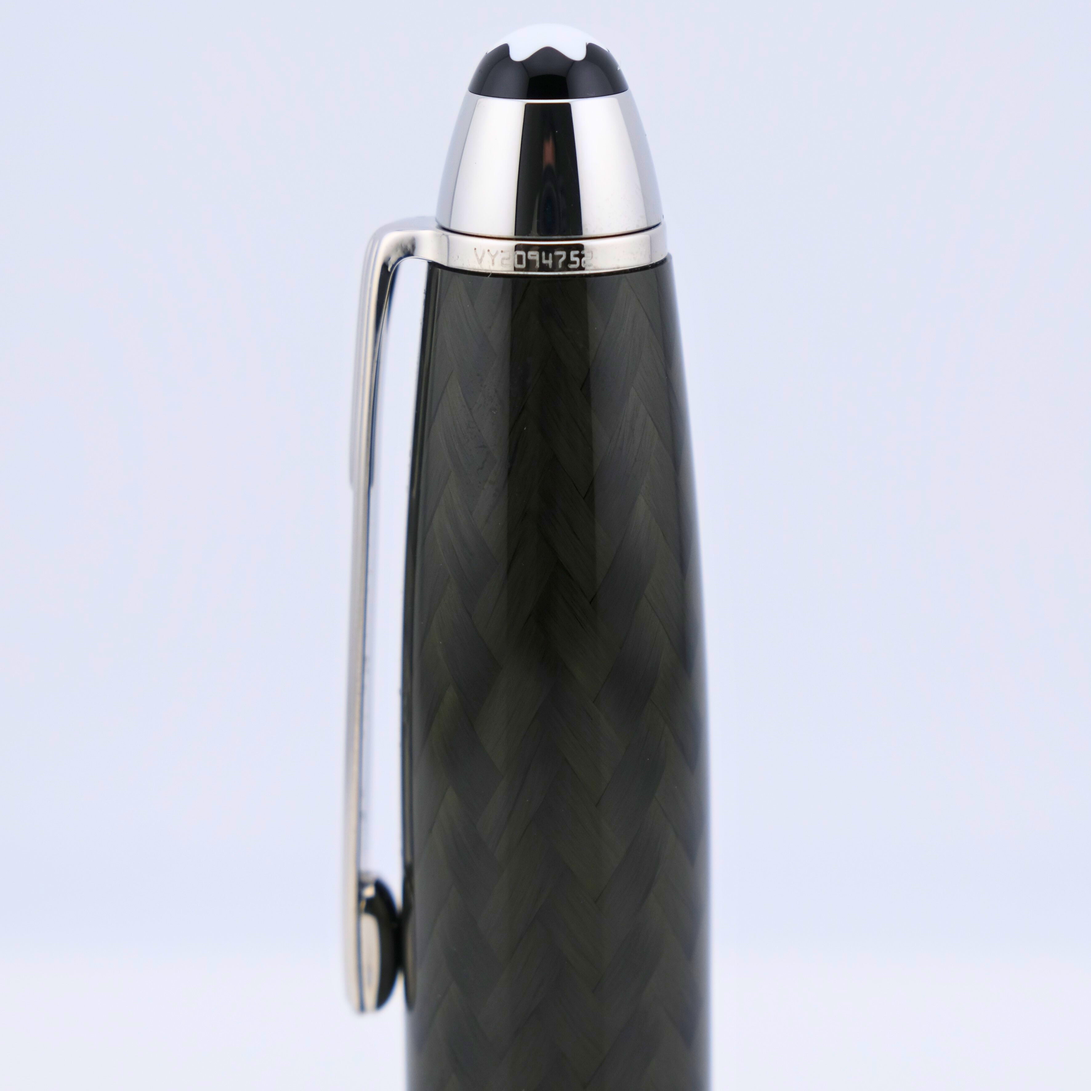 Montblanc Meisterstück LeGrand Solitaire Carbon Stainless Steel Füllhalter