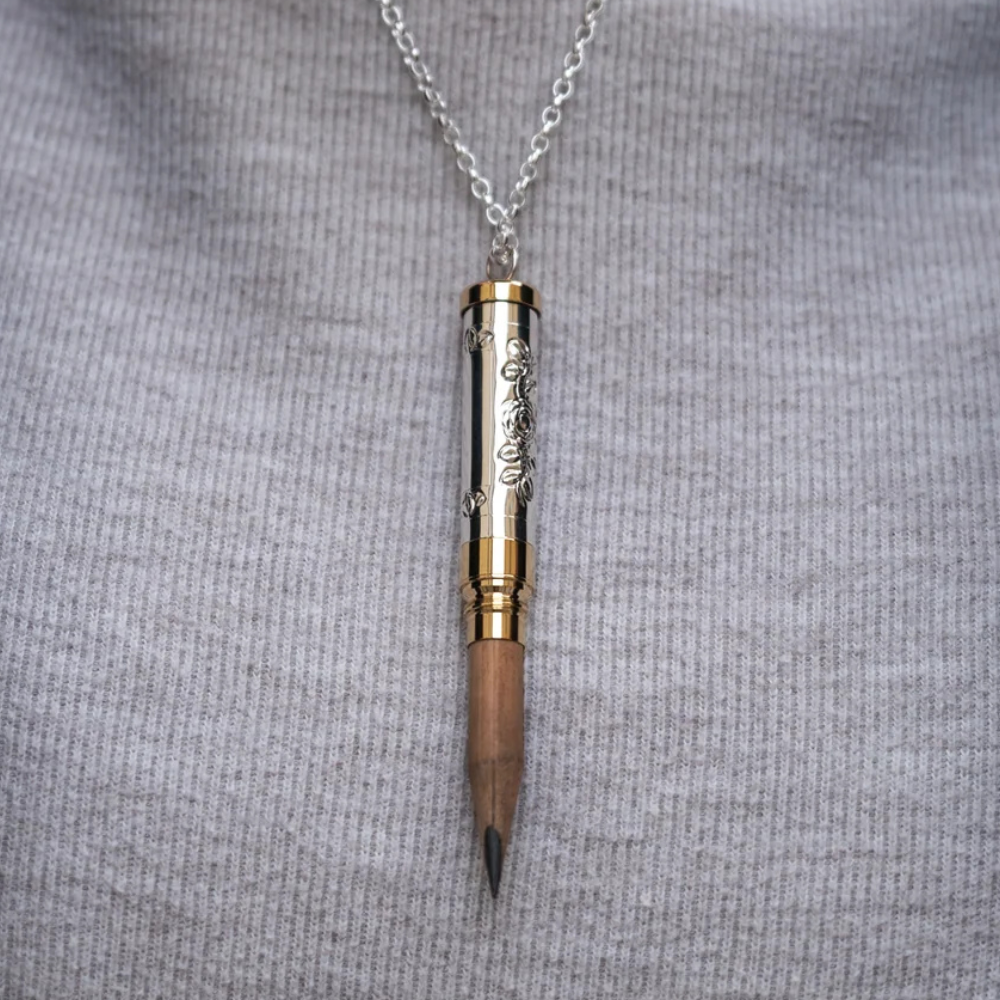 Yard O Led Pocket Piccadilly Necklace - ROSE GARDEN