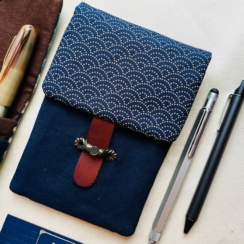 Kyoku haku Seigaiha Flap Pen Case für 4 Schreibgeräte