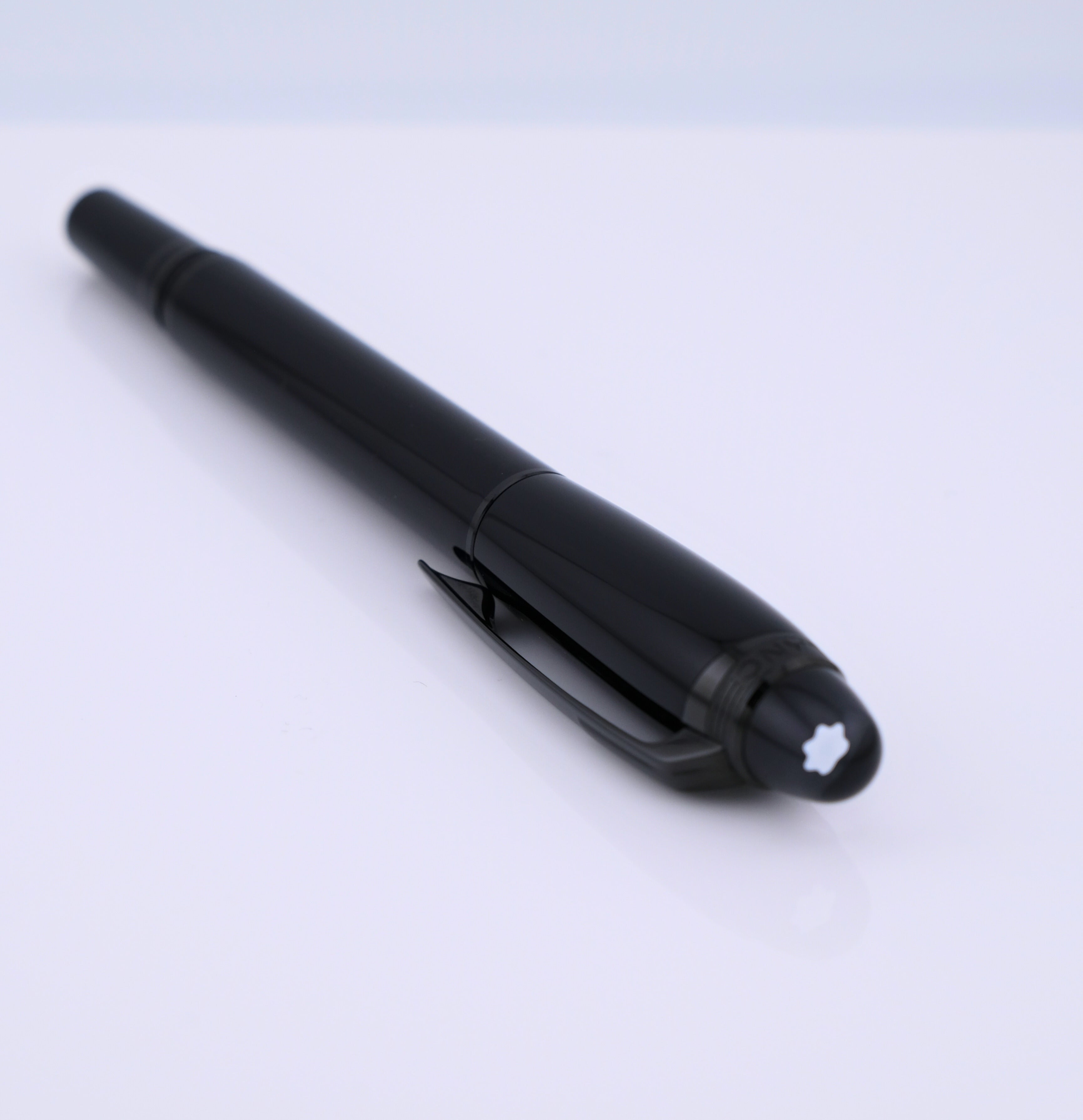 Montblanc StarWalker Black Cosmos Füllfederhalter