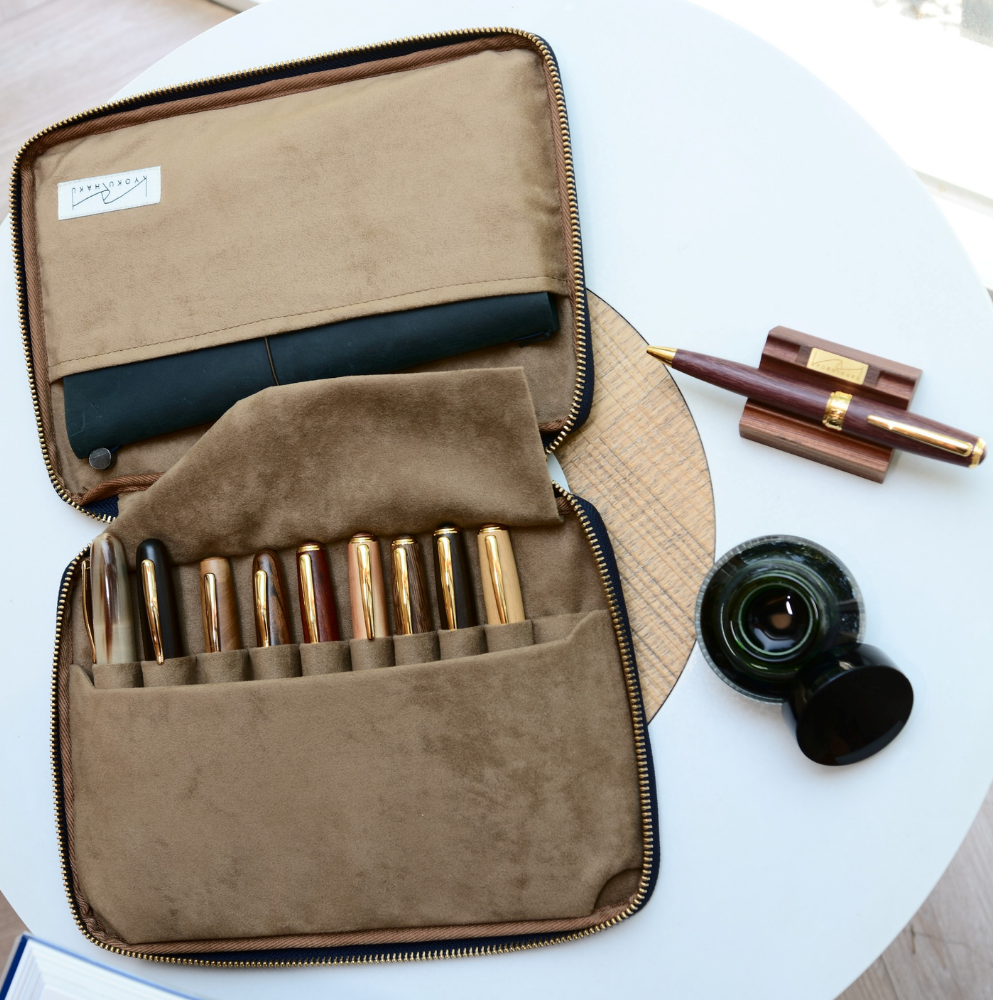 Kyoku haku Rippling Waters Zippered Pen Case für 10 Schreibgeräte