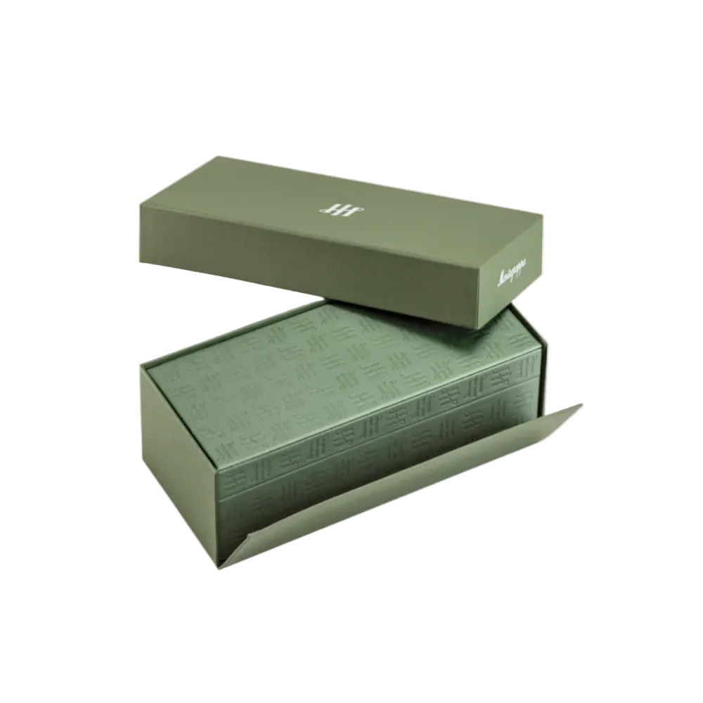 Green gift box for the Armonia Fountain Pen, perfect for elegant gifting and presentation.