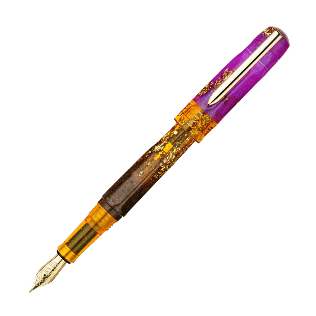 Benu Talisman Ametrine Füllfederhalter aus hochwertigem Resin mit echtem Ametrin-Edelstein, vergoldetem Clip und Edelstahlfeder #6