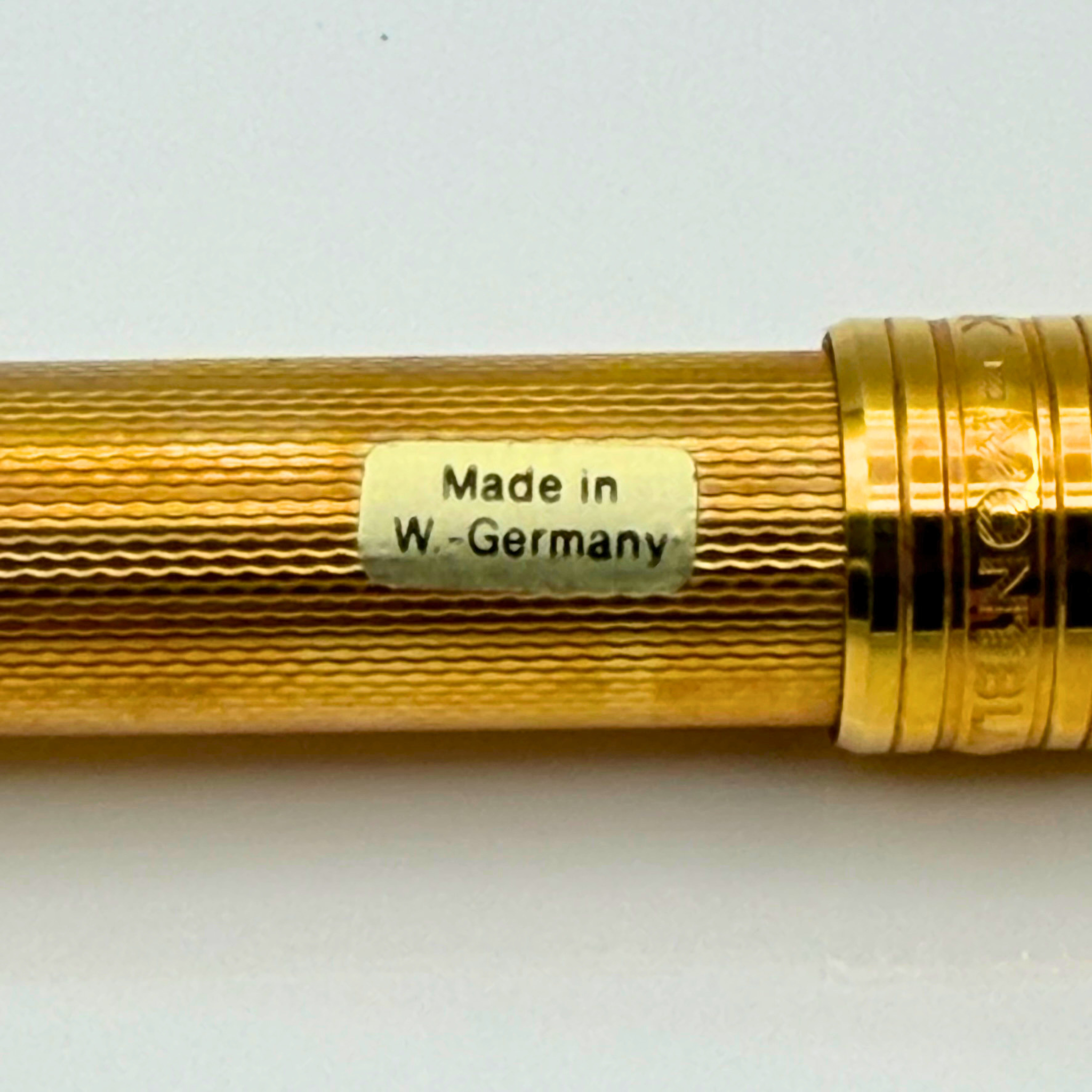 Montblanc_Solitaire_1645_Vermeil