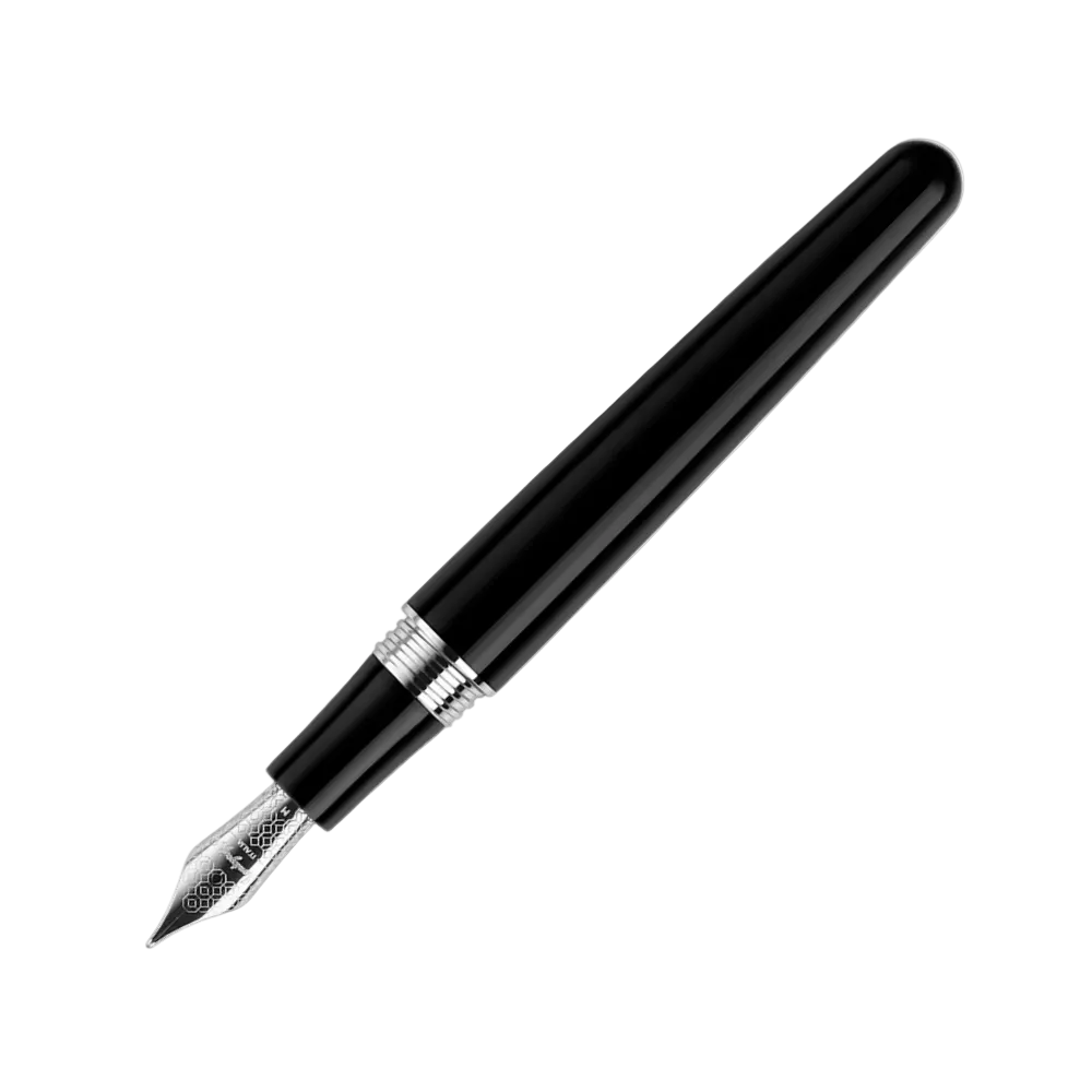 Montegrappa Elmo 01 Fountain Pen - Nib Detail: Close-up of the nib of the Montegrappa Elmo 01 fountain pen, highlighting its stainless steel craftsmanship.