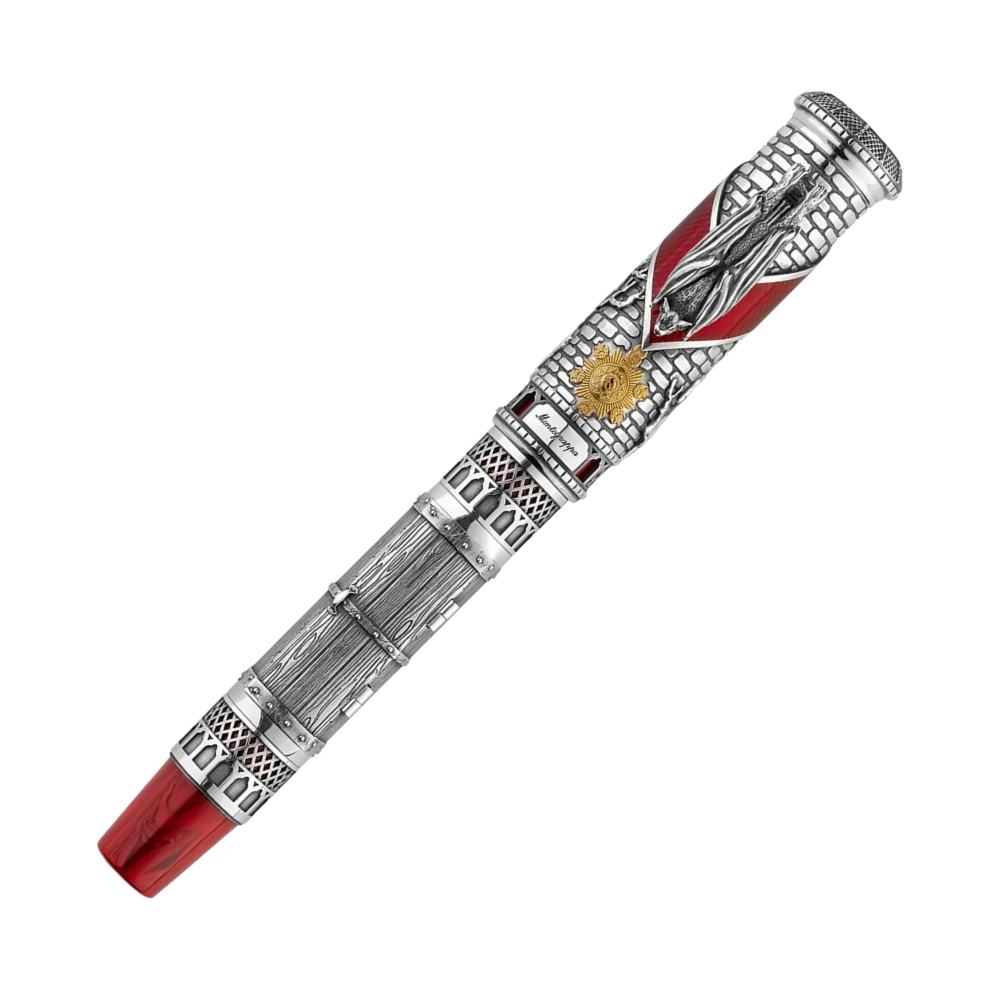 Close-up of the Montegrappa Dracula L.E. Füllfederhalter, showcasing its striking silver accents and red finish.