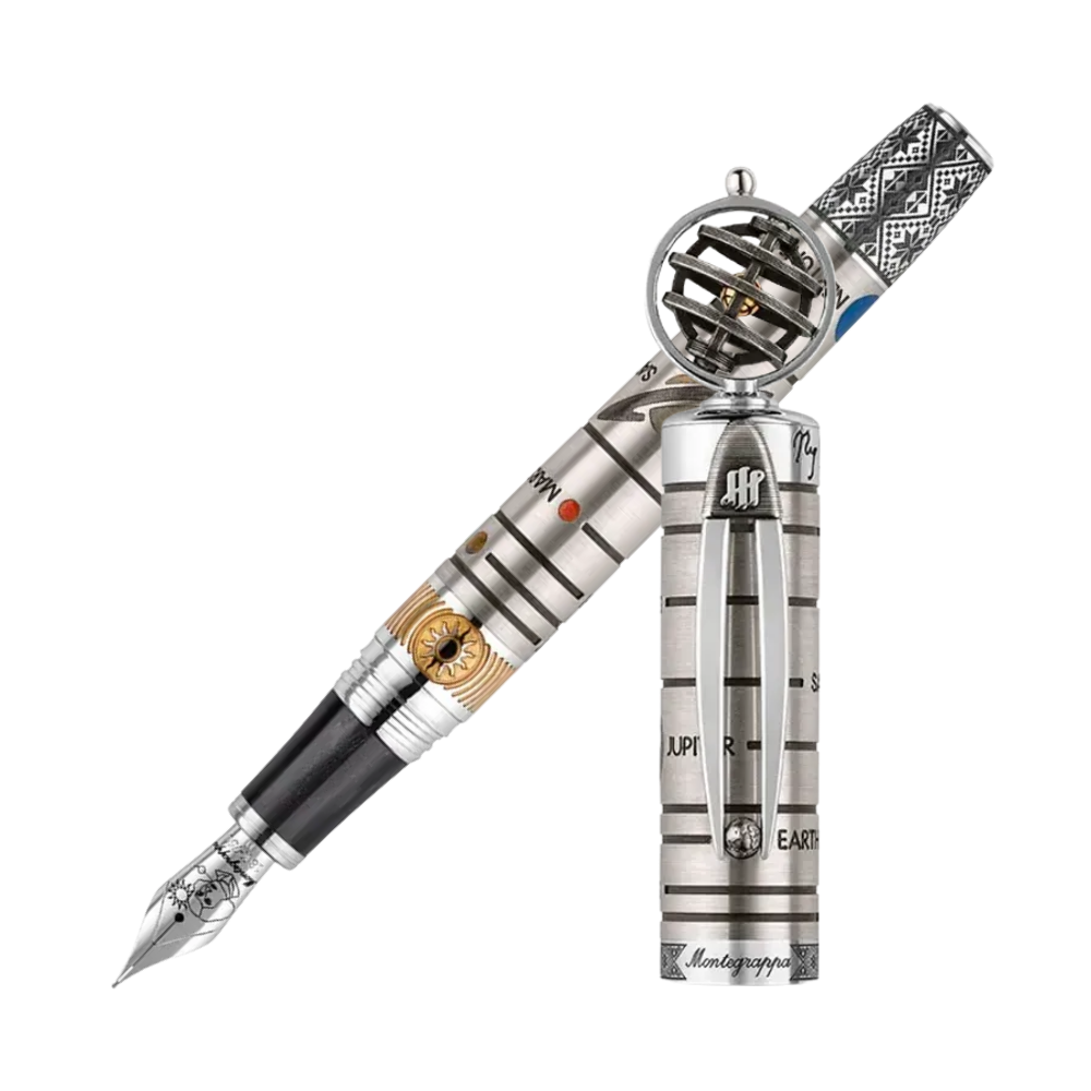 Montegrappa Nicolaus Copernicus Füllfederhalter featuring sterling silver trim and intricate design, with a polished 18k gold nib.