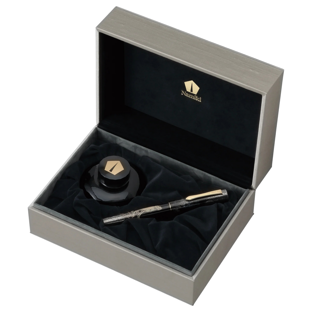 Namiki_Yukari_Wolf_Moon_Limited_Edition_2026