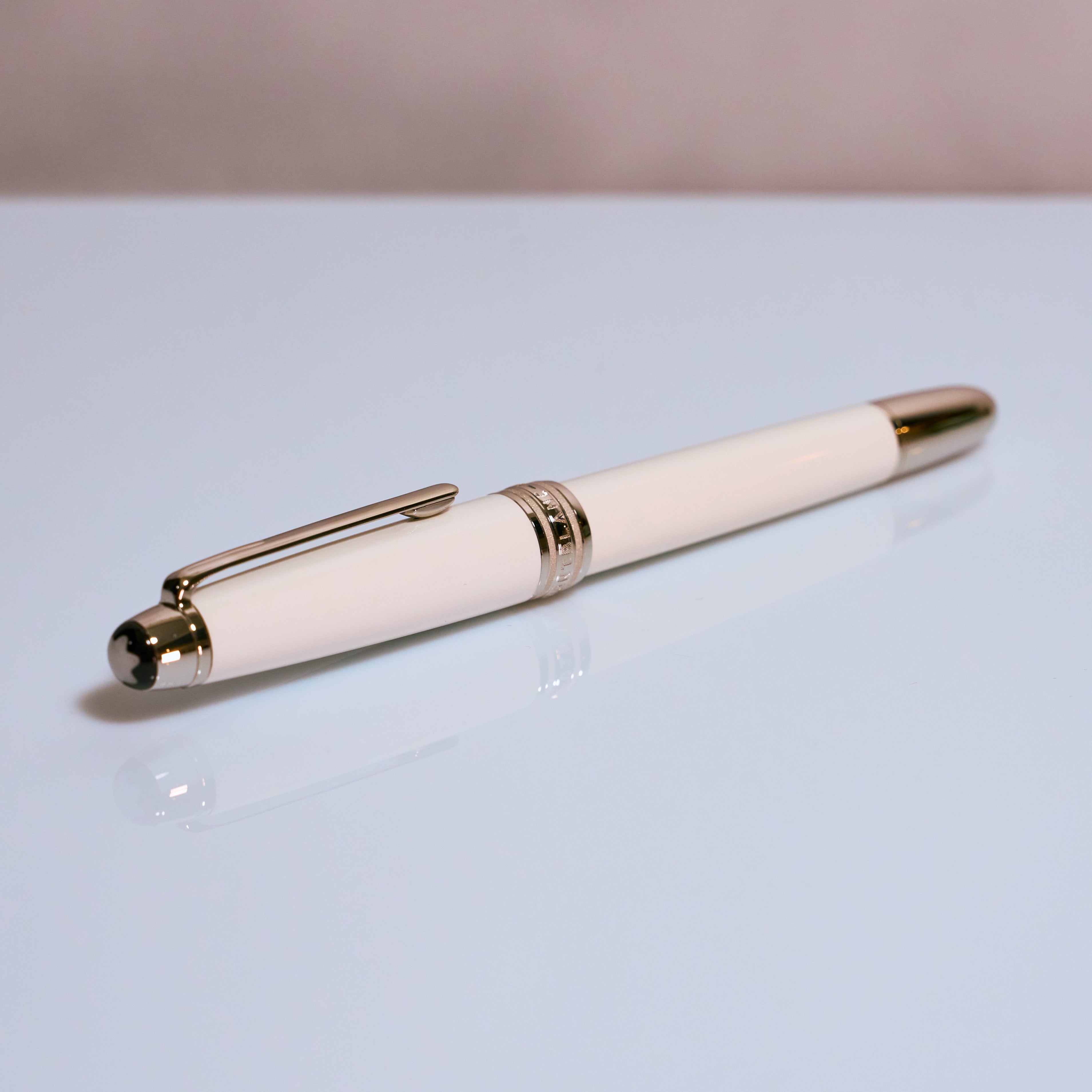 Montblanc Tribute to the Mont Blanc Meisterstück Classique Füllhalter Pre-Owned
