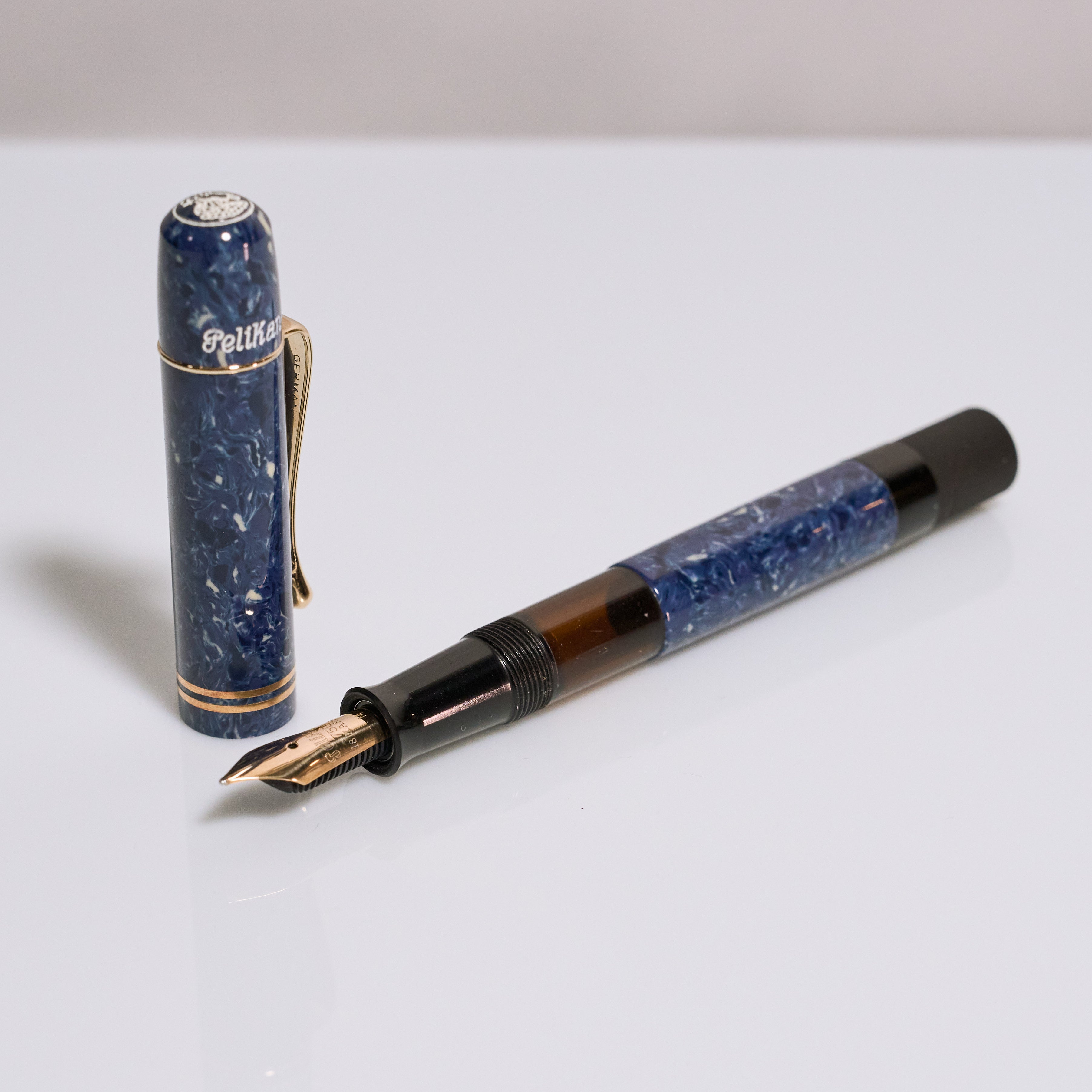 Pelikan Originals of Their Time – 1935 Blue Lapis Fülhalter Pre-Owned
