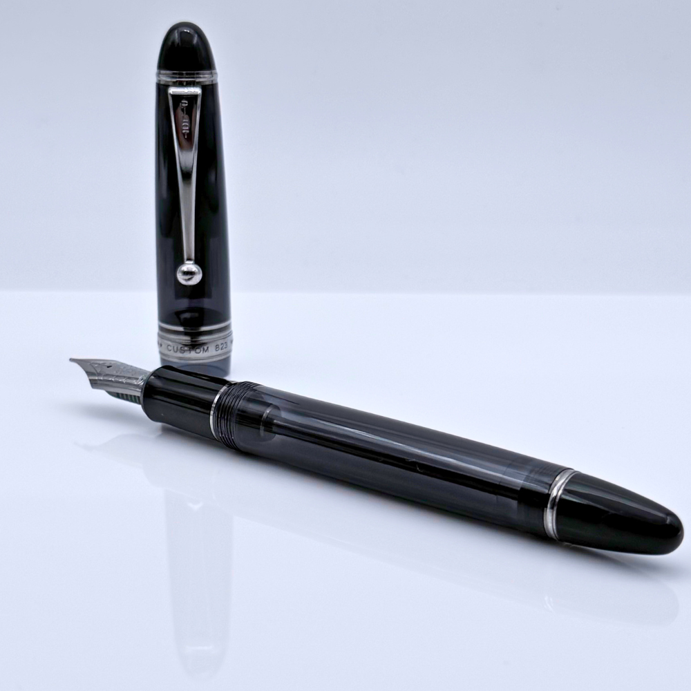 Customized Pilot Custom 823