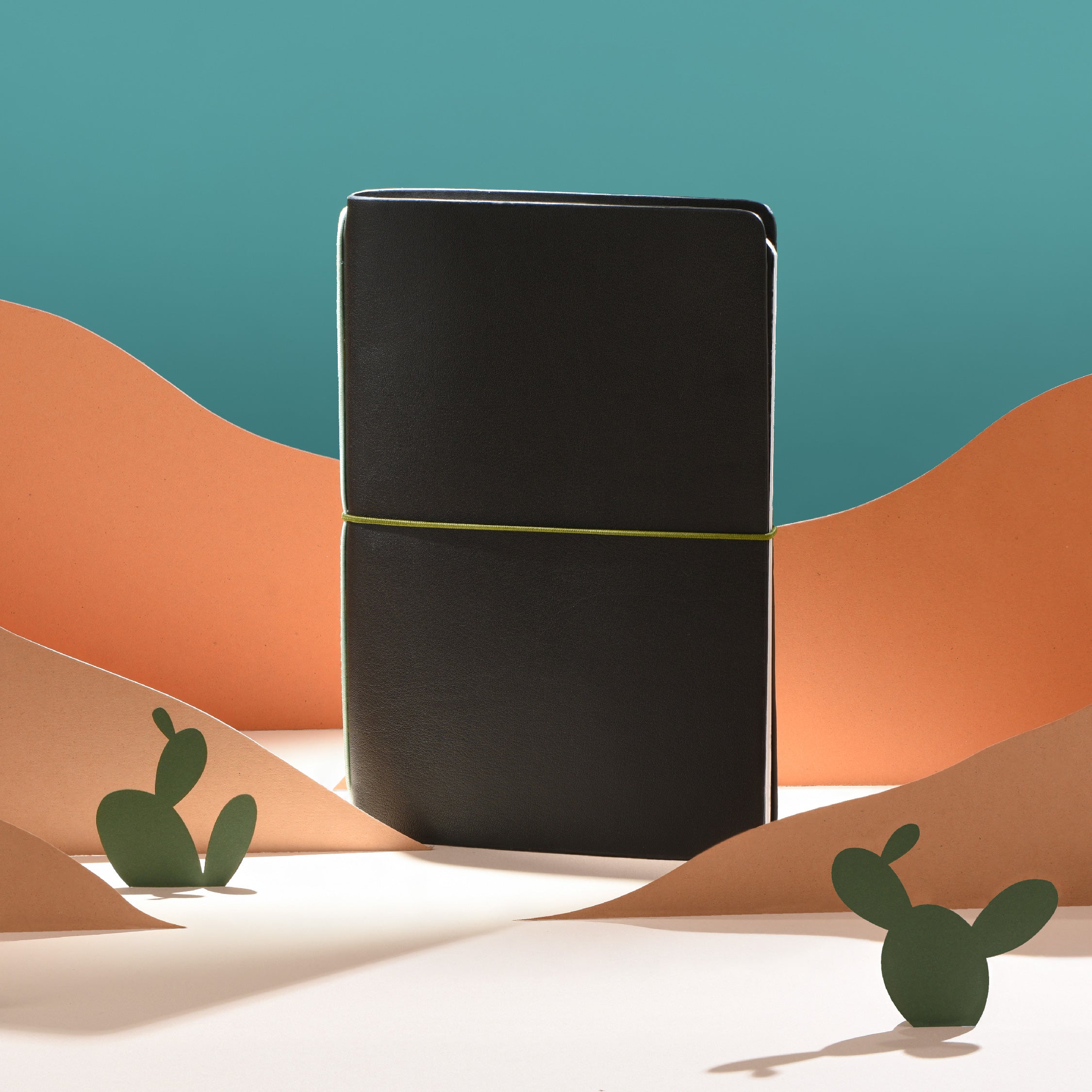 Endless Explorer Large Kaktus-Leder Journal