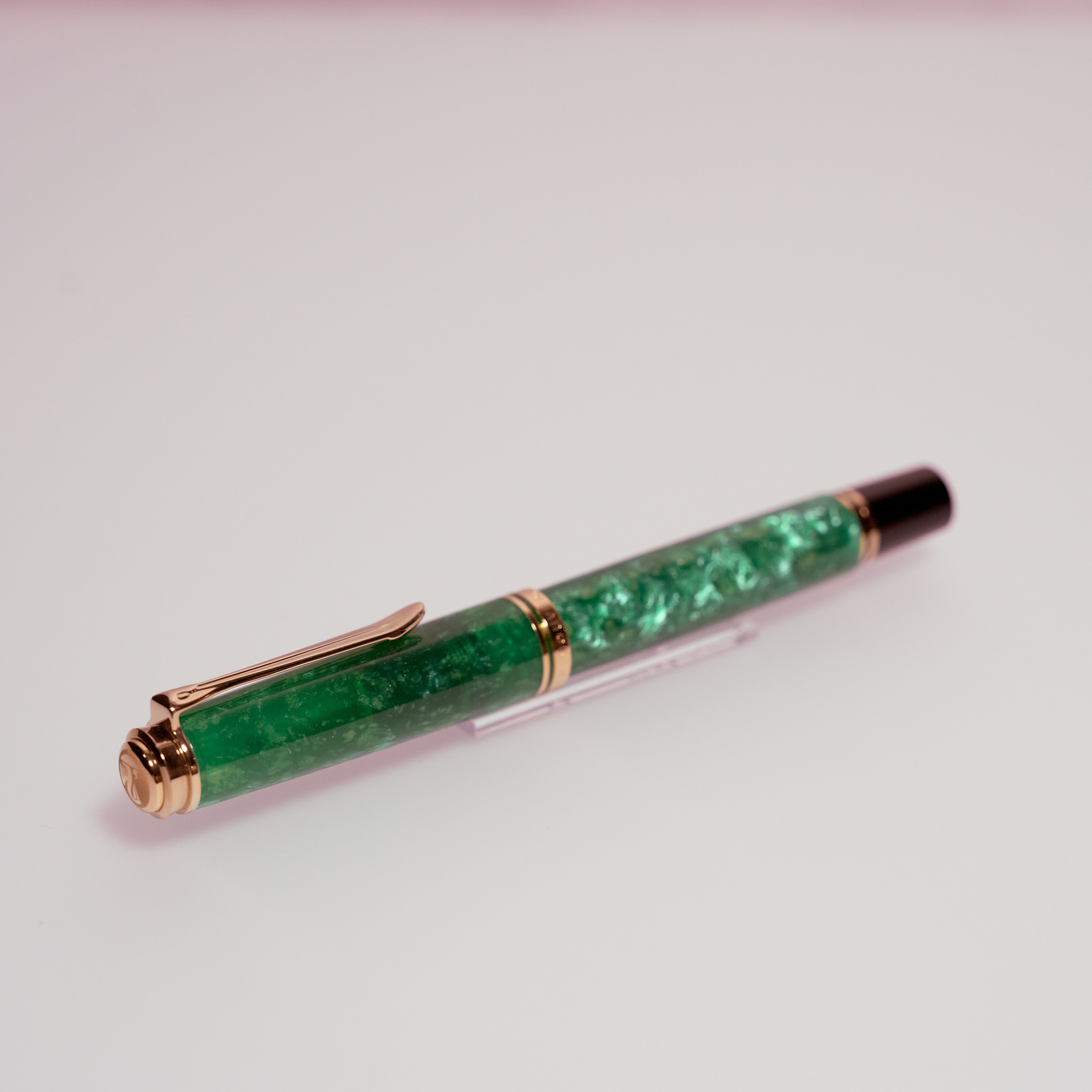 Pelikan M600 Vibrant Green Füllfederhalter