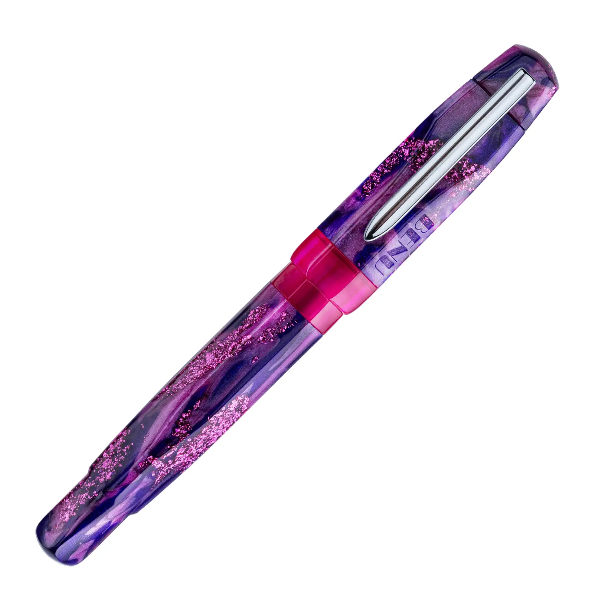 Benu AstroGem Juno Füllfederhalter aus dunkelviolettem Resin mit Pink-Glitzereffekt und Edelstahlclip